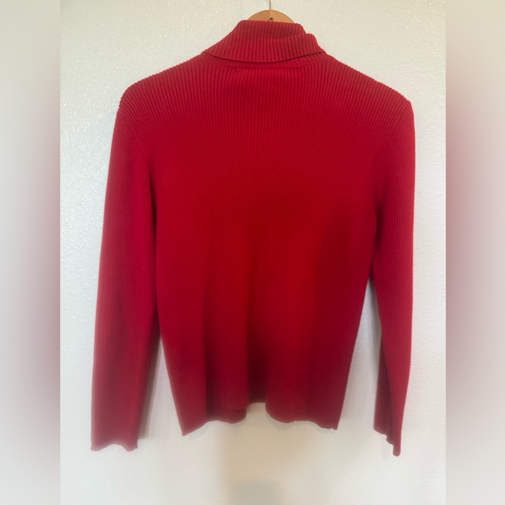 VTG Liz Claiborne Women’s M Red Turtleneck Sweater Essential Holiday Comfort - Picture 7 of 9